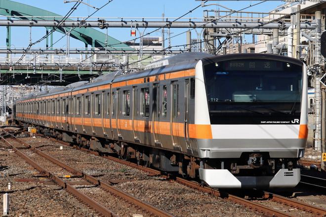【JR東】E233系トタT12編成大宮総合車両センター出場回送を大宮駅で撮影した写真