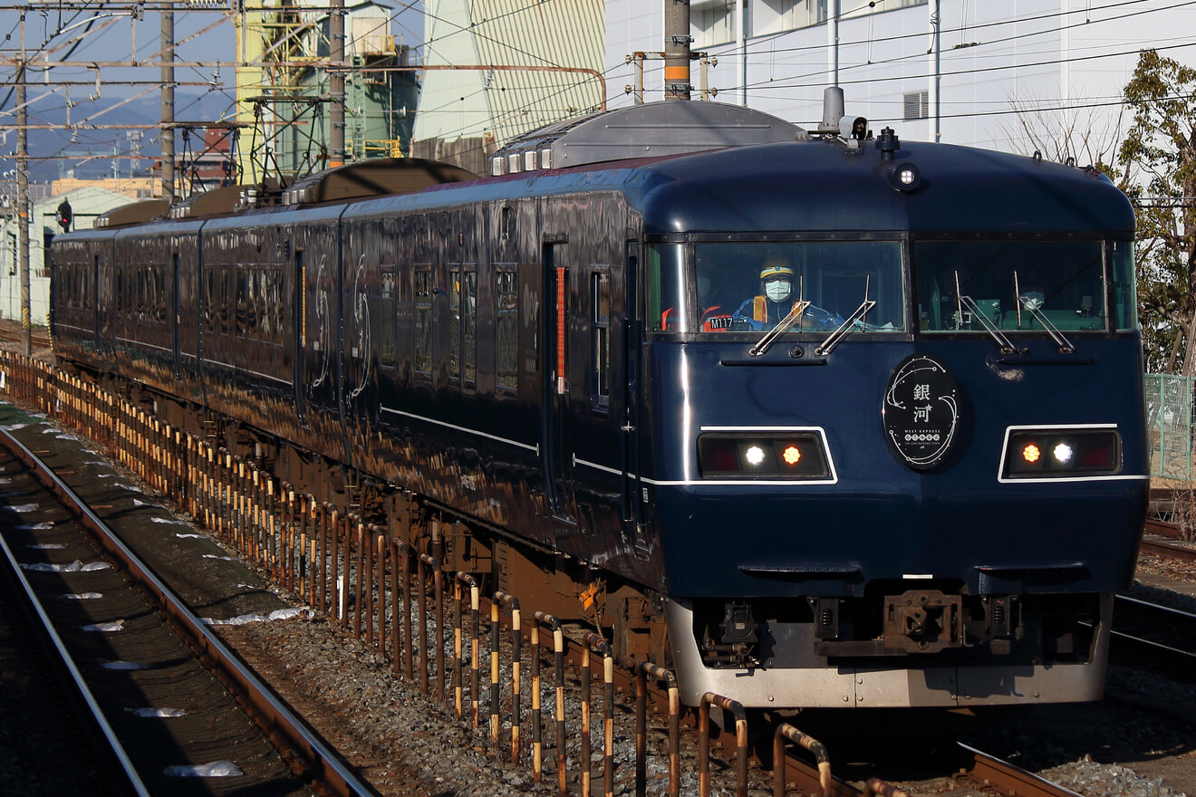 【JR西】117系 M117編成「WEST EXPRESS 銀河京都鉄道博物館返却回送の拡大写真