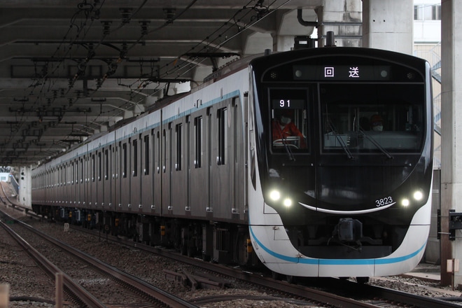 【東急】3020系3123Fが8両編成で元住吉検車区へを不明で撮影した写真