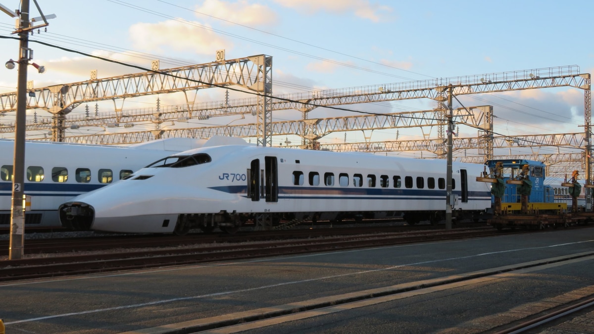JR西】700系B4編成解体線へ |2nd-train鉄道ニュース JR西】700系B4編成解体線へ |2nd-train鉄道ニュース