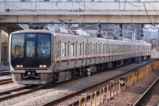 【JR西】321系D19編成網干総合車両所出場試運転を網干駅で撮影した写真
