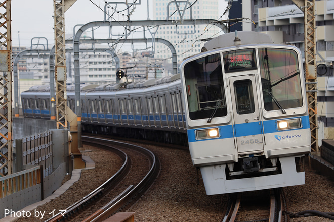 【小田急】2000形2058×8(2058F)車輪交換試運転を厚木駅で撮影した写真