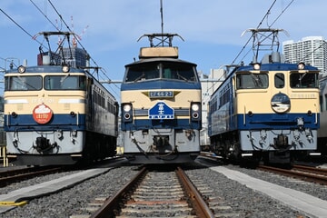 a8615fd9e23a7b18e1aa4e2dbc9956
