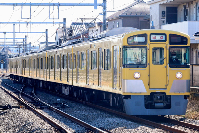 【西武】旧2000系2401F+新2000系2519F横瀬へ廃車回送を東飯能～高麗間で撮影した写真