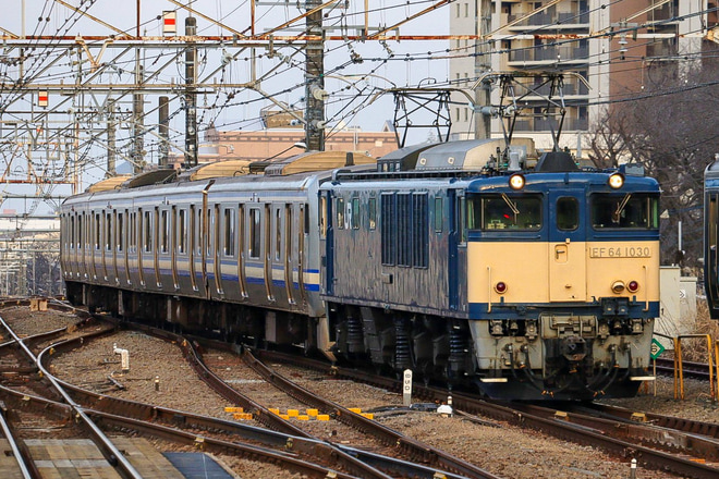 【JR東】E217系クラY-121編成廃車配給を高尾駅で撮影した写真