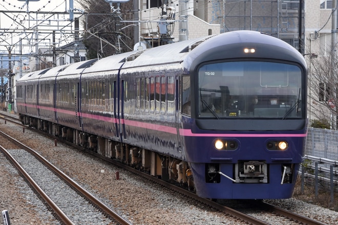 【JR東】青梅奥多摩梅の里号が485系「華」を使用して運転を西府駅で撮影した写真
