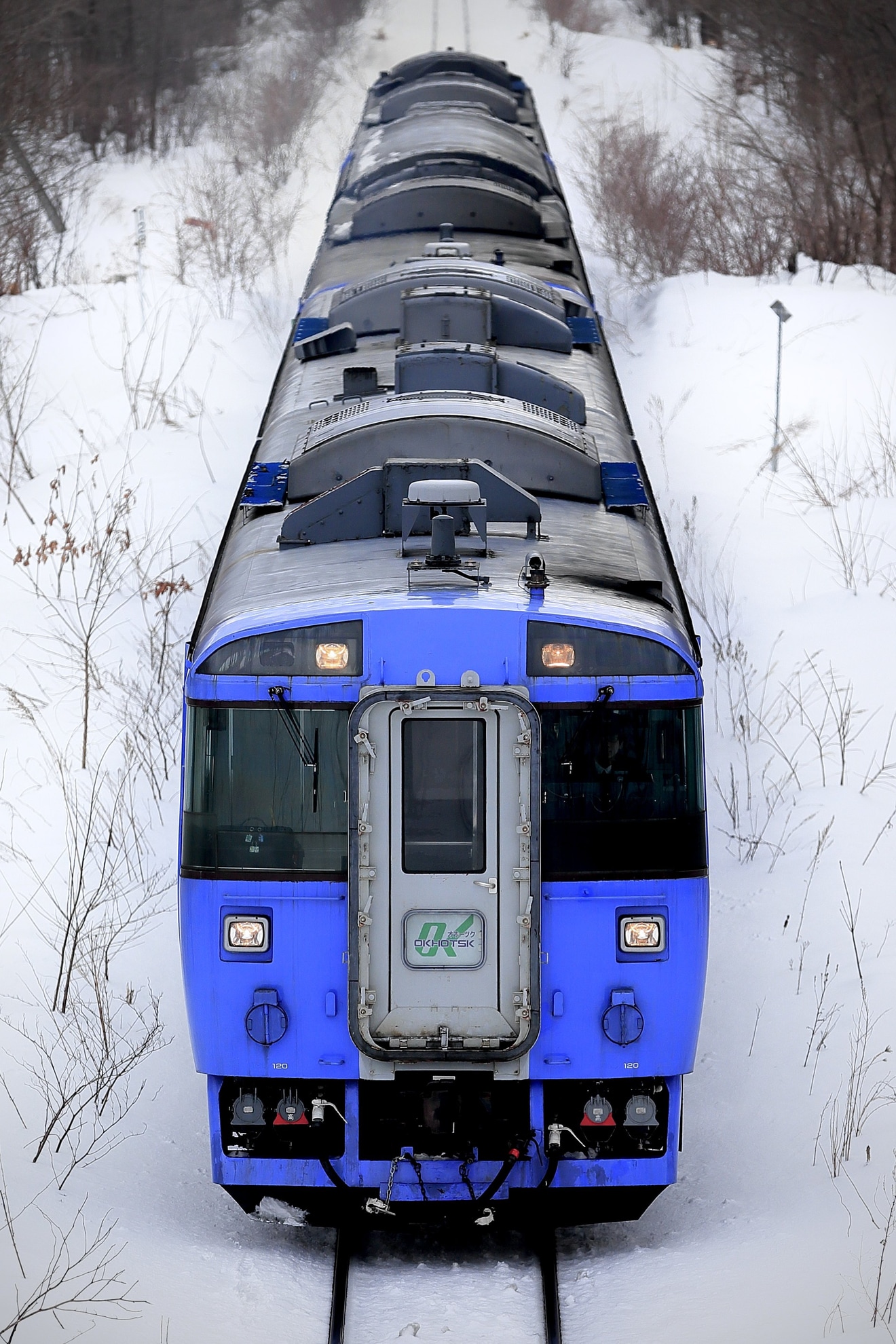 【JR北】キハ183系6両の救援列車の拡大写真