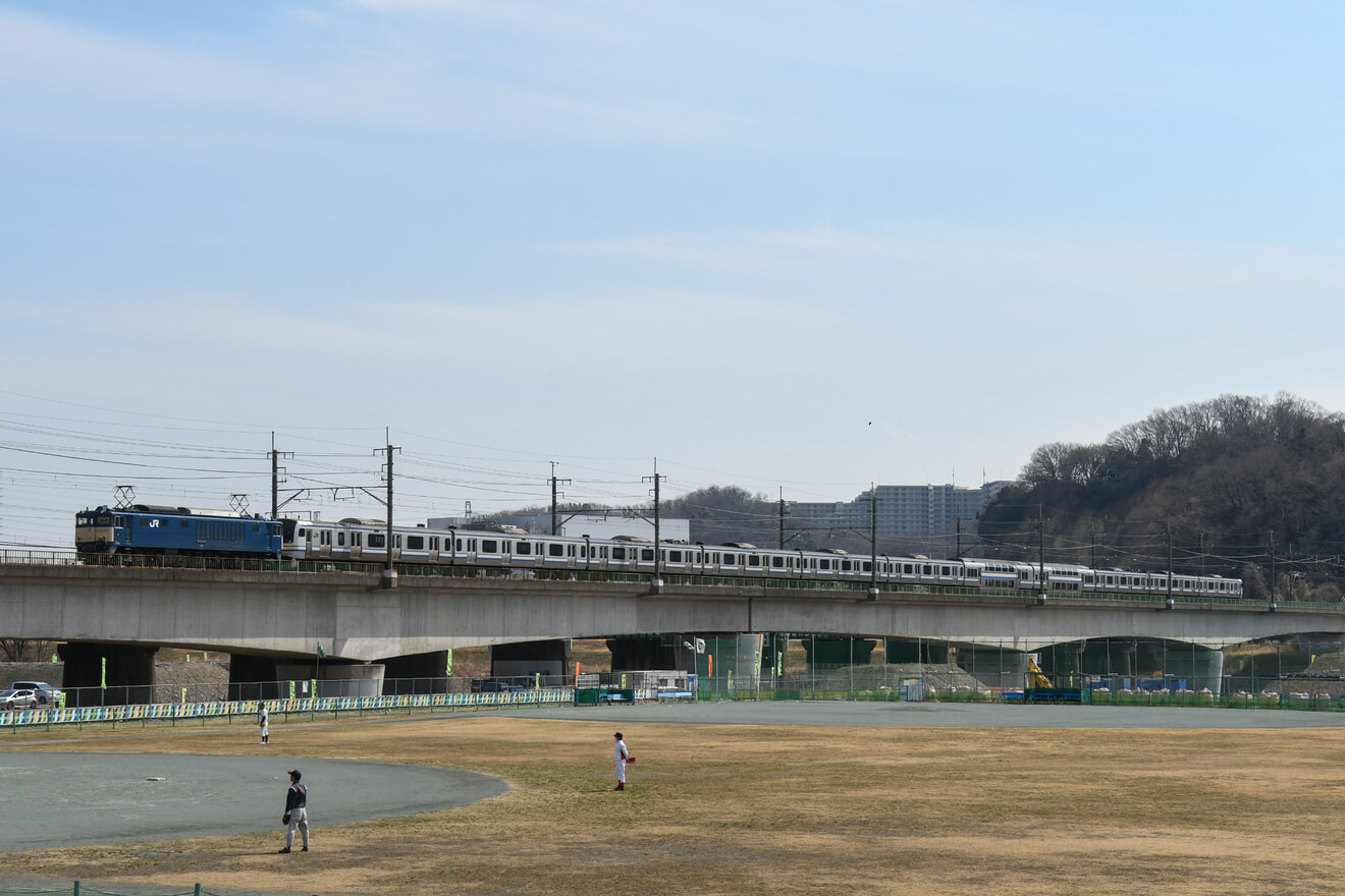 【JR東】E217系Y-13編成長野総合車両センターへ配給輸送の拡大写真