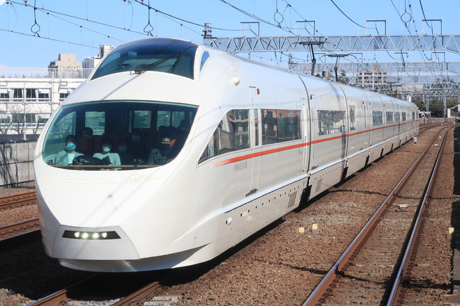 【小田急】ロマンスカー50000形「VSE」定期運用終了を和泉多摩川駅で撮影した写真