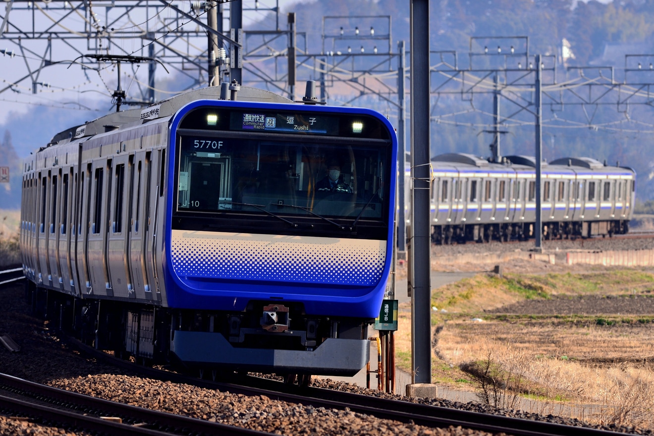 【JR東】E235系が上り通勤快速へ充当と通勤快速廃止の拡大写真