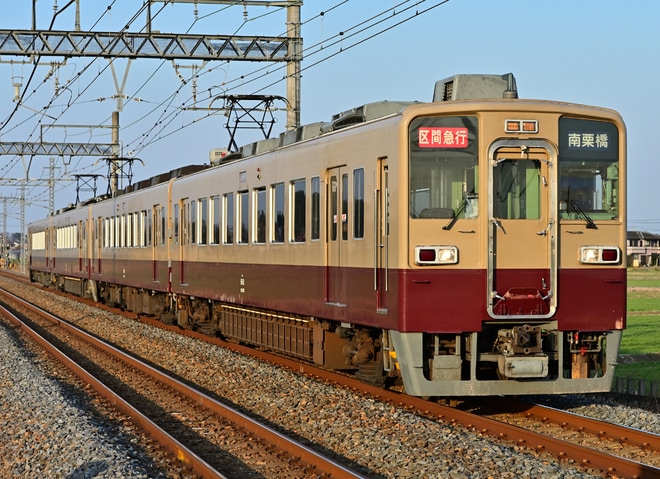 【東武】6050系4両編成での定期運用・区間急行終了を新大平下～静和間で撮影した写真