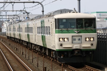 【JR東】185系B6編成成田駅電留線でのイベントのため送り込み