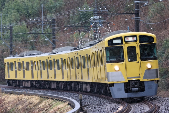 【西武】新2000系2521F横瀬へ廃車回送を不明で撮影した写真