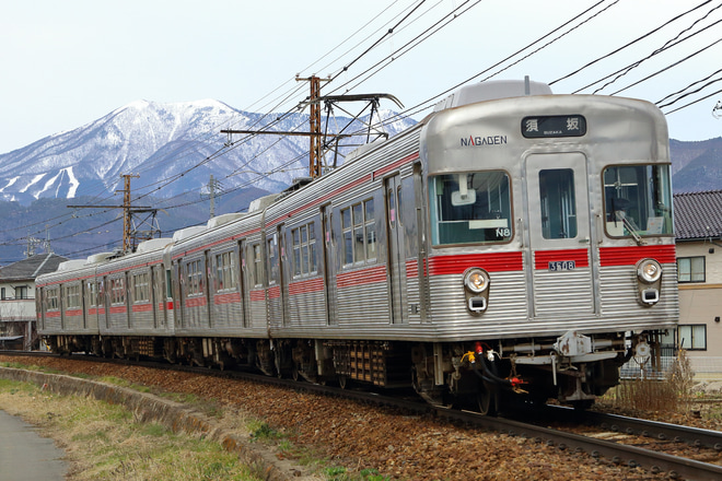 【長電】3500系N7編成引退に伴う団体列車を朝陽～附属中学前間で撮影した写真