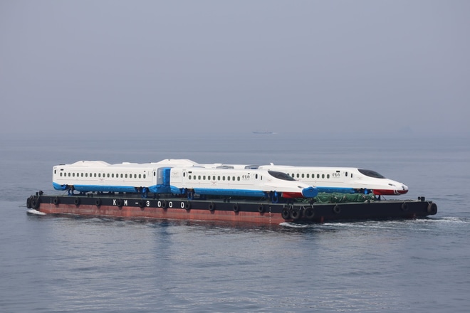 【JR九】N700S Y2編成川棚港へ航走をクイーンビートルで撮影した写真