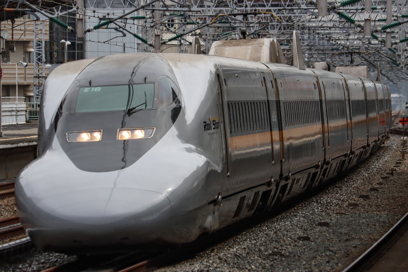 【JR西】700系ひかりレールスターが新大阪‐博多を2時間45分+博多総合車両所入線体験ツアーの拡大写真