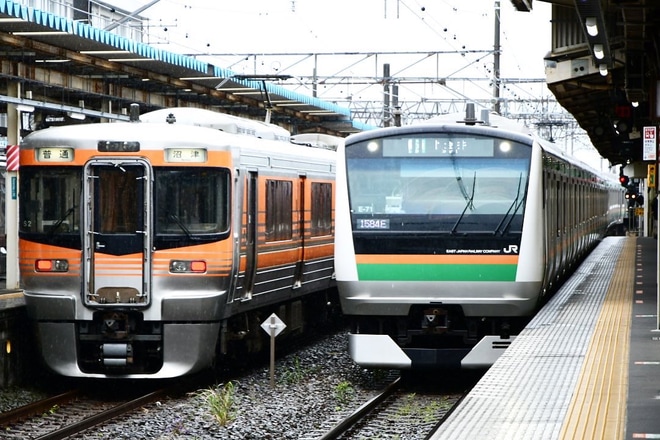 【JR海】313系8000番台が御殿場線の運用にを国府津駅で撮影した写真