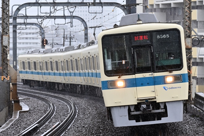 【小田急】8000系8265×6(8265F) 車輪交換試運転を厚木駅で撮影した写真