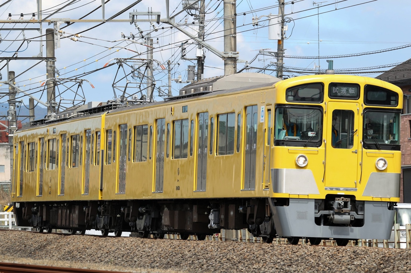 【西武】2000系2457F武蔵丘車両検修場出場回送の拡大写真