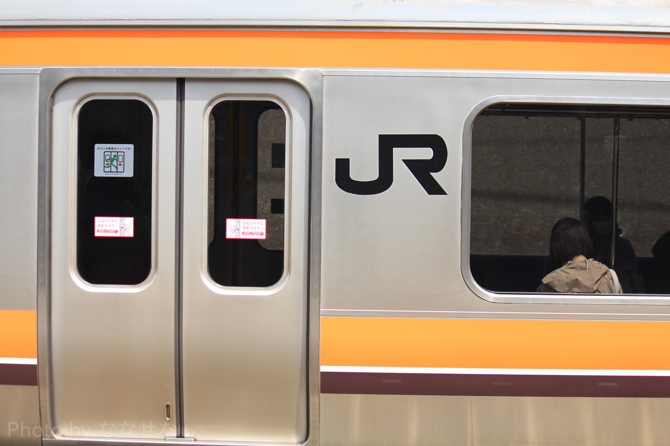 【JR東】E231系900番台ケヨMU1編成 戸袋JRマーク復活の拡大写真
