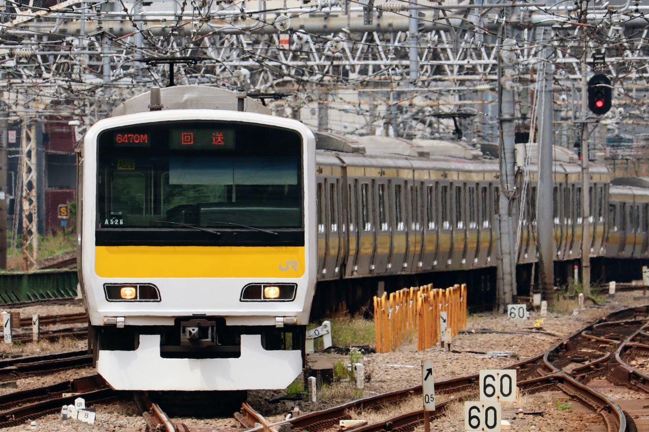 【JR東】E231系ミツA526編成 東京総合車両センター入場の拡大写真