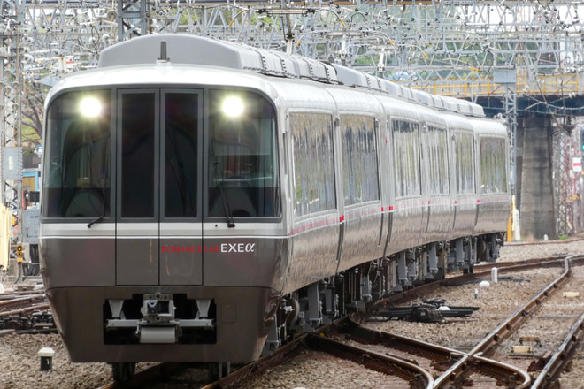 【小田急】30000形EXE‪α‬  30252×6大野総合車両所出場試運転を相模大野駅で撮影した写真
