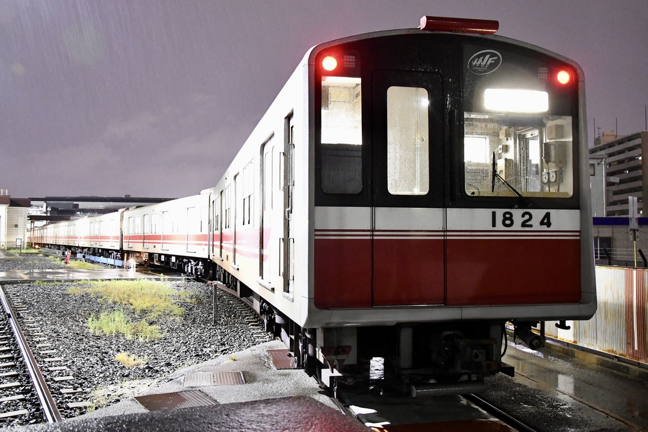 【大阪メトロ】10A系1124F廃車回送の拡大写真