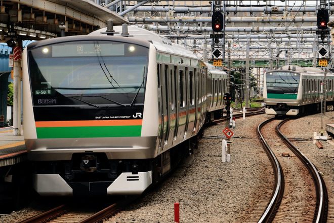 【JR東】E233系E-58編成東京総合車両センター出場回送を大崎駅で撮影した写真