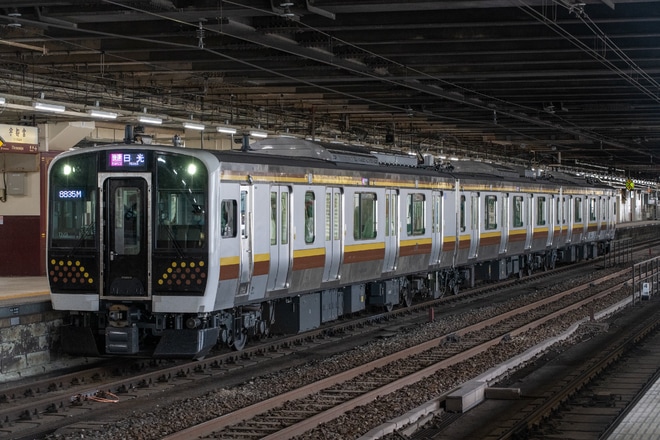 【JR東】E131系を使用した日光線臨時快速を宇都宮駅で撮影した写真
