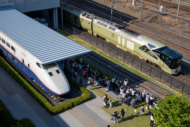 【JR東】E001形「TRAIN SUITE 四季島」鉄道博物館特別展示