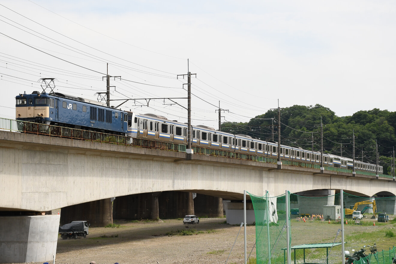 【JR東】E217系Y-16編成長野総合車両センター廃車配給の拡大写真