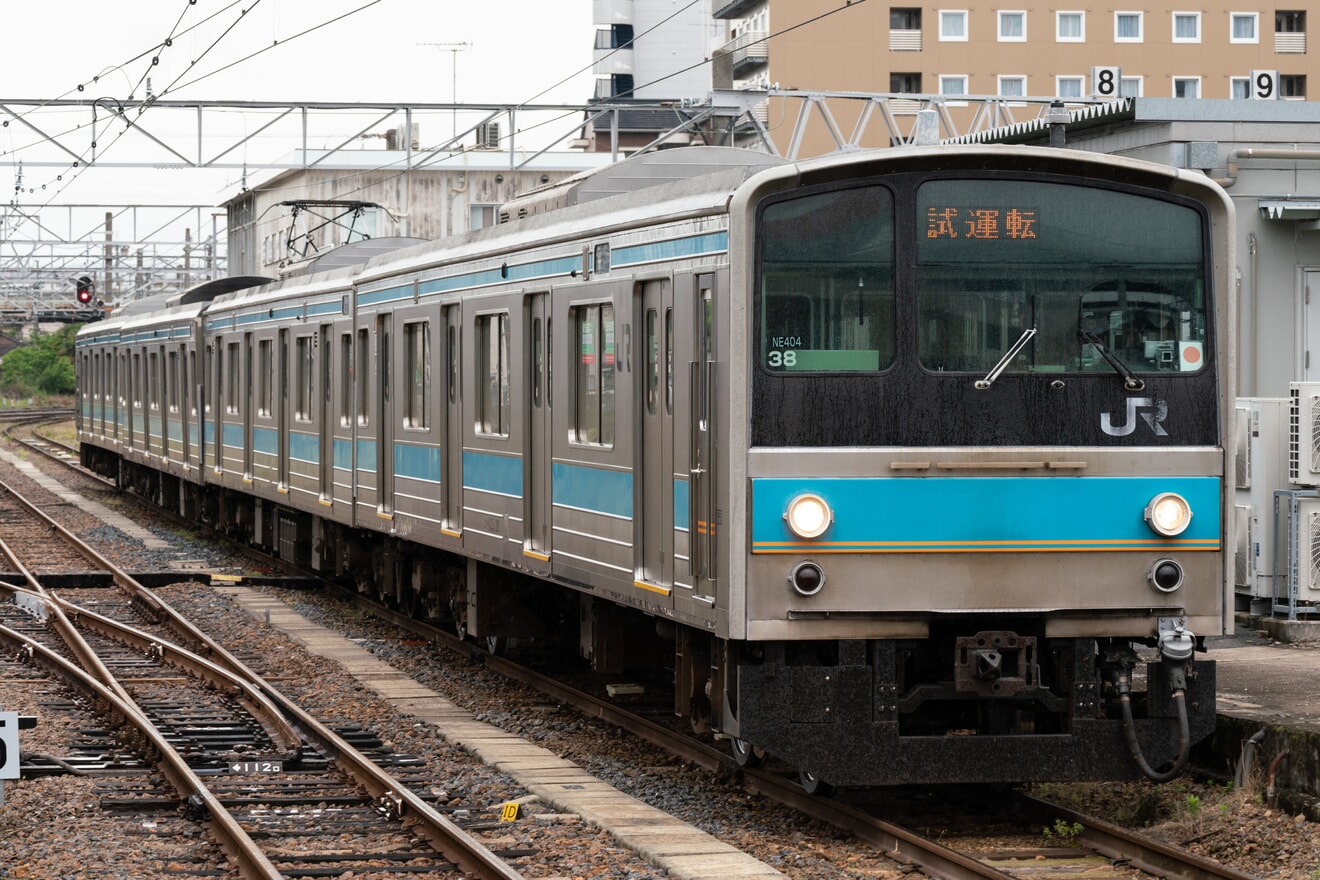 【JR西】205系NE404編成 軸替試運転で大和路線王寺駅への拡大写真
