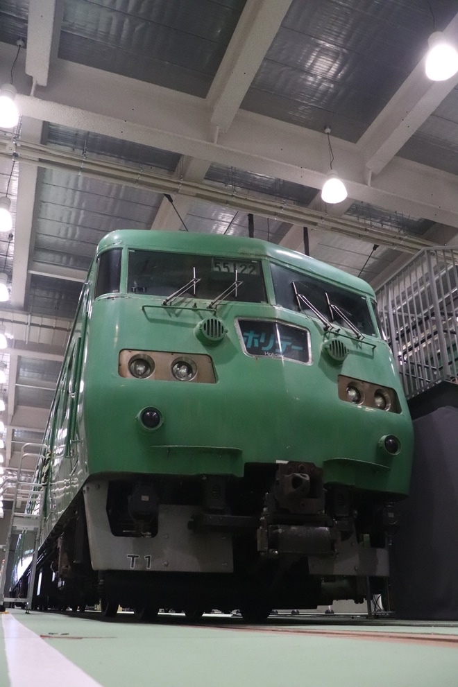 【JR西】117系T1編成が京都鉄道博物館で展示を京都鉄道博物館で撮影した写真