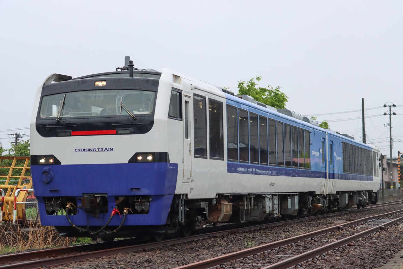 【JR東】臨時列車「秋田港クルーズ列車」が2年半ぶりに運転の拡大写真