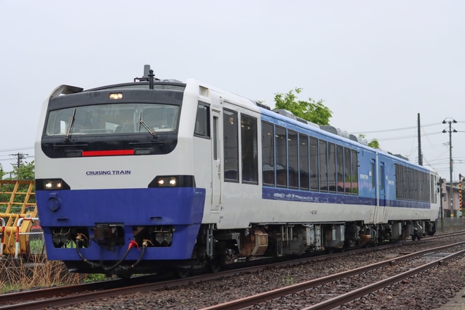 【JR東】臨時列車「秋田港クルーズ列車」が2年半ぶりに運転