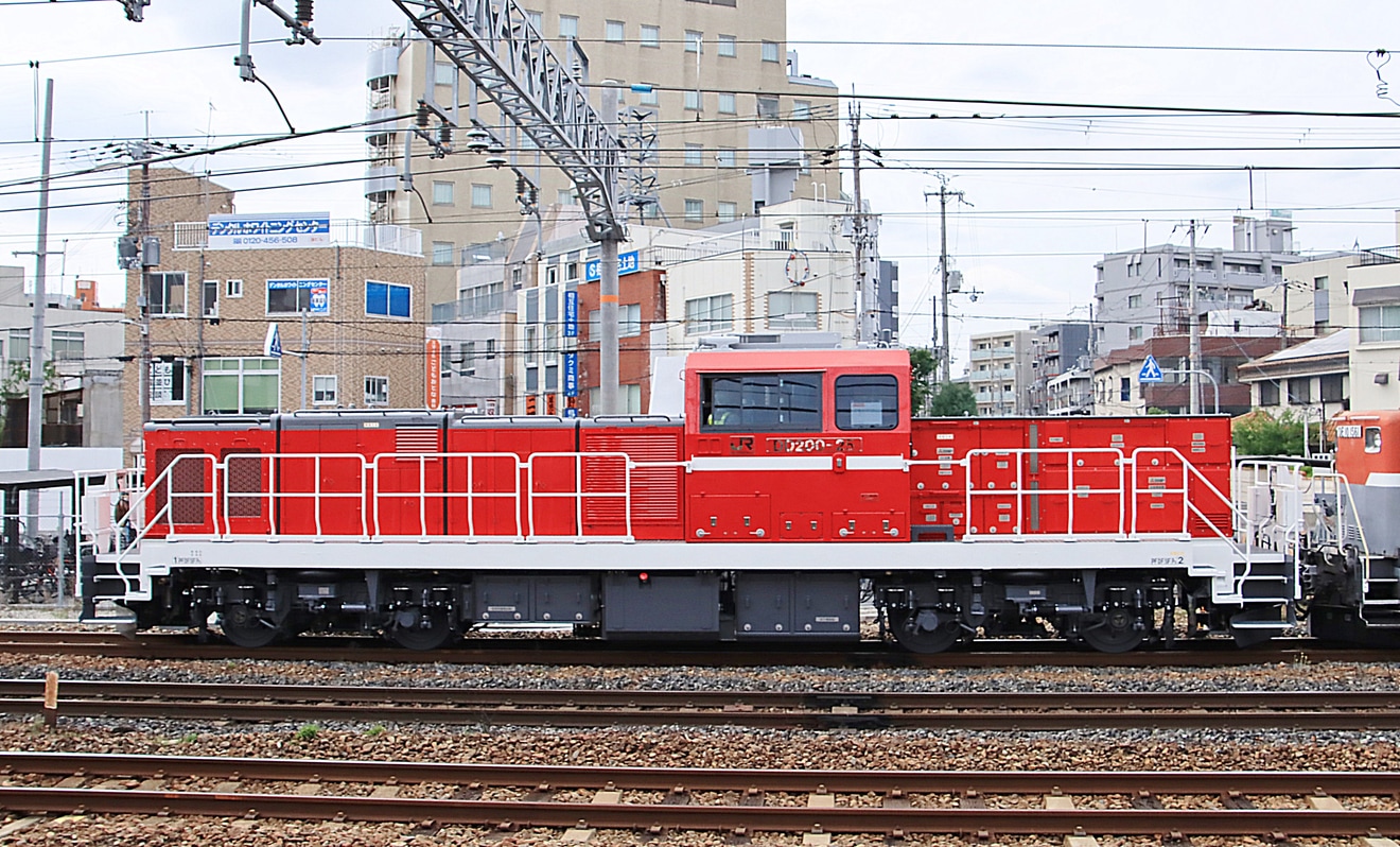 【JR貨】DD200-25川崎車両出場甲種輸送の拡大写真