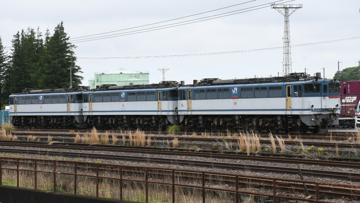 JR貨】EF65-2138+EF65-2117+EF65-2057が宇都宮(タ)の最深部に移動 |2nd
