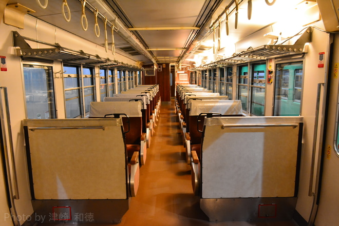 【JR西】117系T1編成が京都鉄道博物館で展示を117系車両内覧会で撮影した写真