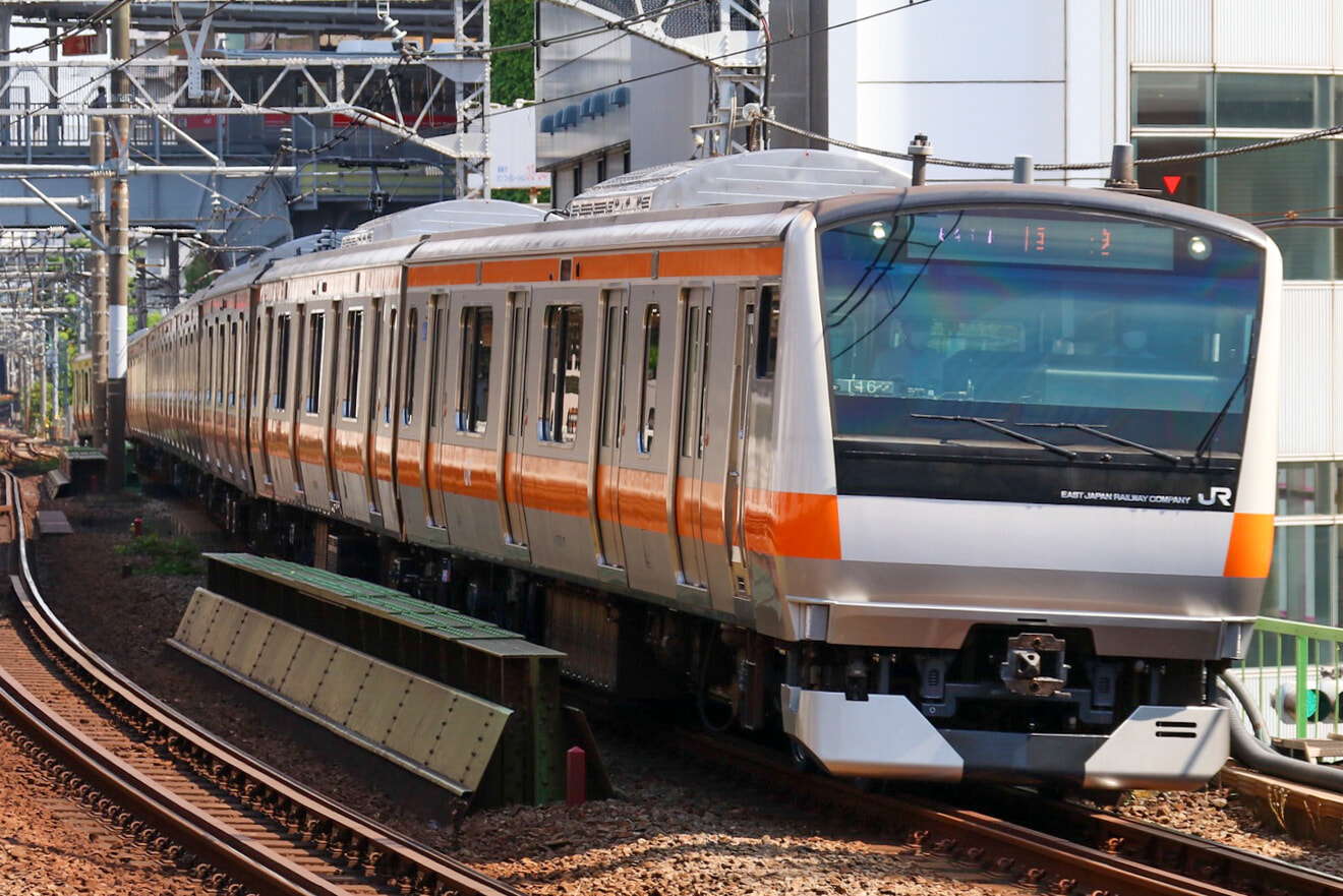 【JR東】E233系トタT16編成 東京総合車両センター出場(202205)の拡大写真