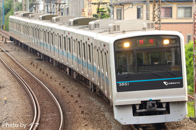 【小田急】3000形3651×8(3651F) 性能確認試運転を鶴巻温泉駅で撮影した写真