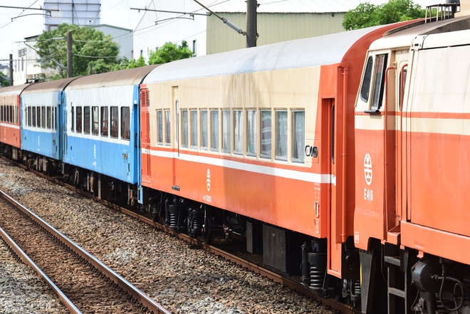 【台鐵】SA32820(総統専用車両)が回送を嘉北駅で撮影した写真