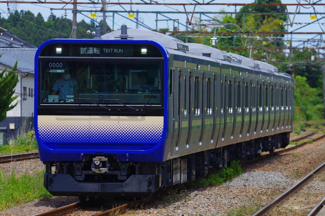 【JR東】E235系J-14編成公式試運転を羽生田駅で撮影した写真