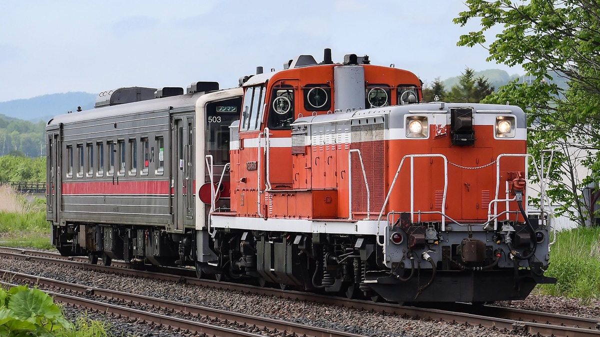 JR北】キハ54−503故障に伴いDE15牽引で釧路運輸車両所へ |2nd-train鉄道ニュース