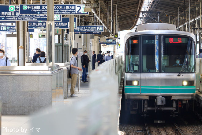 【メトロ】9000系9115F 綾瀬工場入場回送を綾瀬駅で撮影した写真