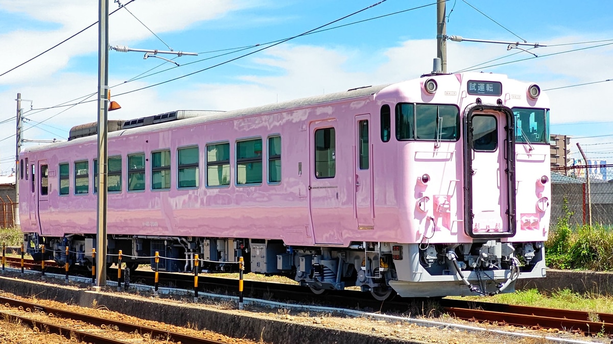 JR西】キハ40-2049が「SAKU美SAKU楽」出場試運転 |2nd-train鉄道ニュース