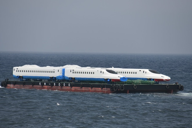 【JR九】真っ白なN700S Y3編成が海上輸送