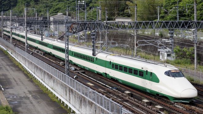 【JR東】E2系J66編成(200系色）が初めて上越新幹線へを不明で撮影した写真