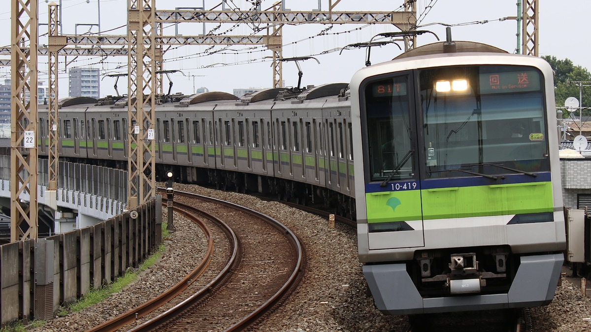 都営】10-300形10-410F廃車回送 |2nd-train鉄道ニュース