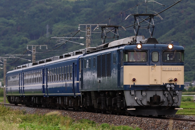 【JR東】篠ノ井線120周年号送り込み回送を不明で撮影した写真