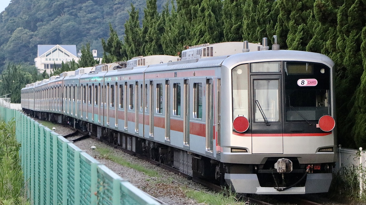 鉄道放出品 東急電鉄車輛プレート２枚セット Yahoo!オークション -「東急 プレート」の落札相場・落札価格